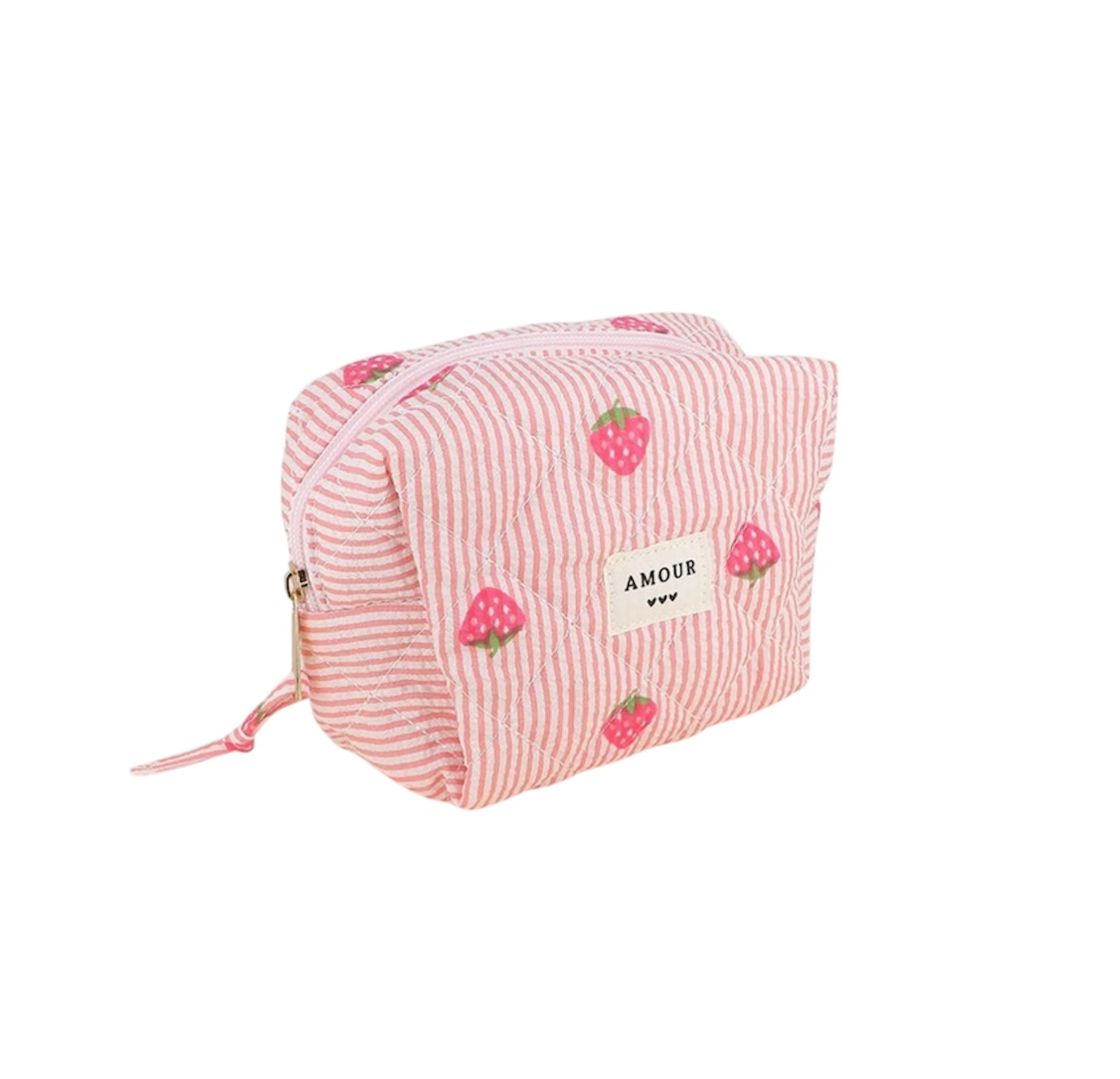 Trousse (petite) AMOUR et 3 coeurs – Fraises. – Image 2